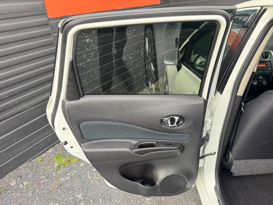 2016 Nissan Note - image 18