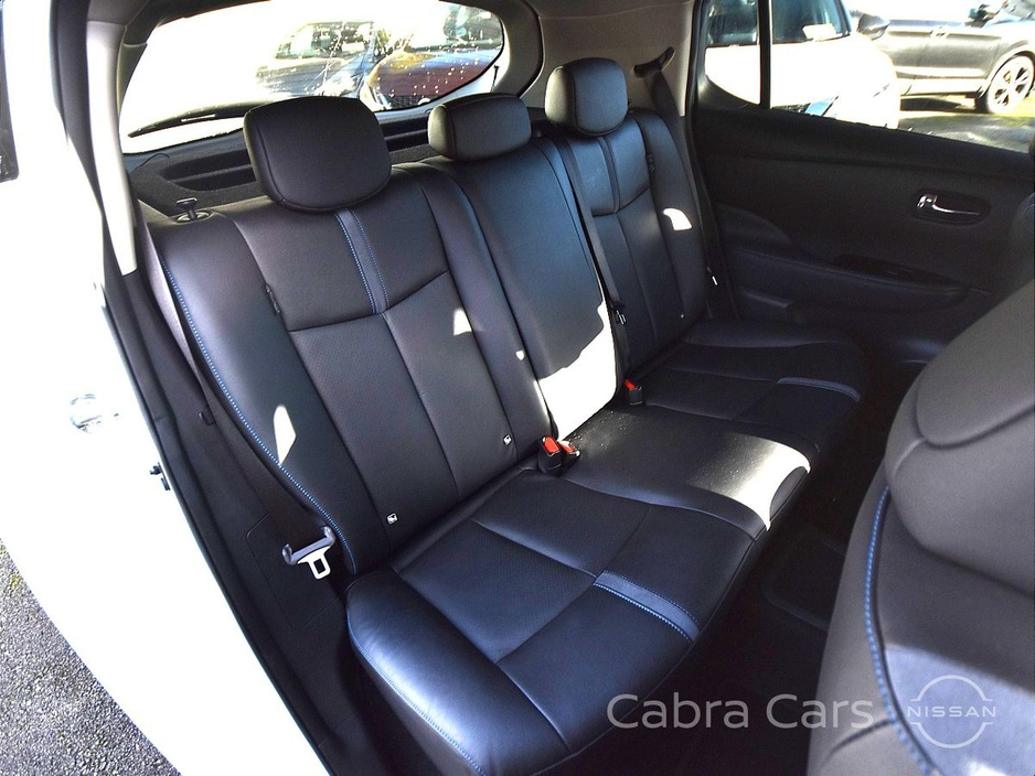 2024 Nissan Leaf - image 12