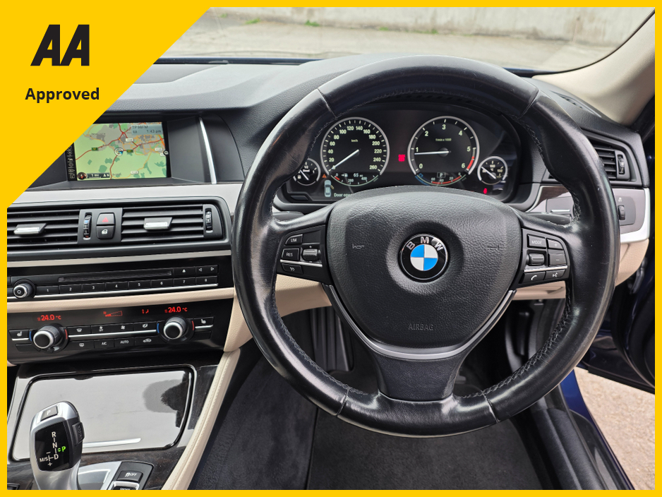 2016 BMW 5 Series - image 16