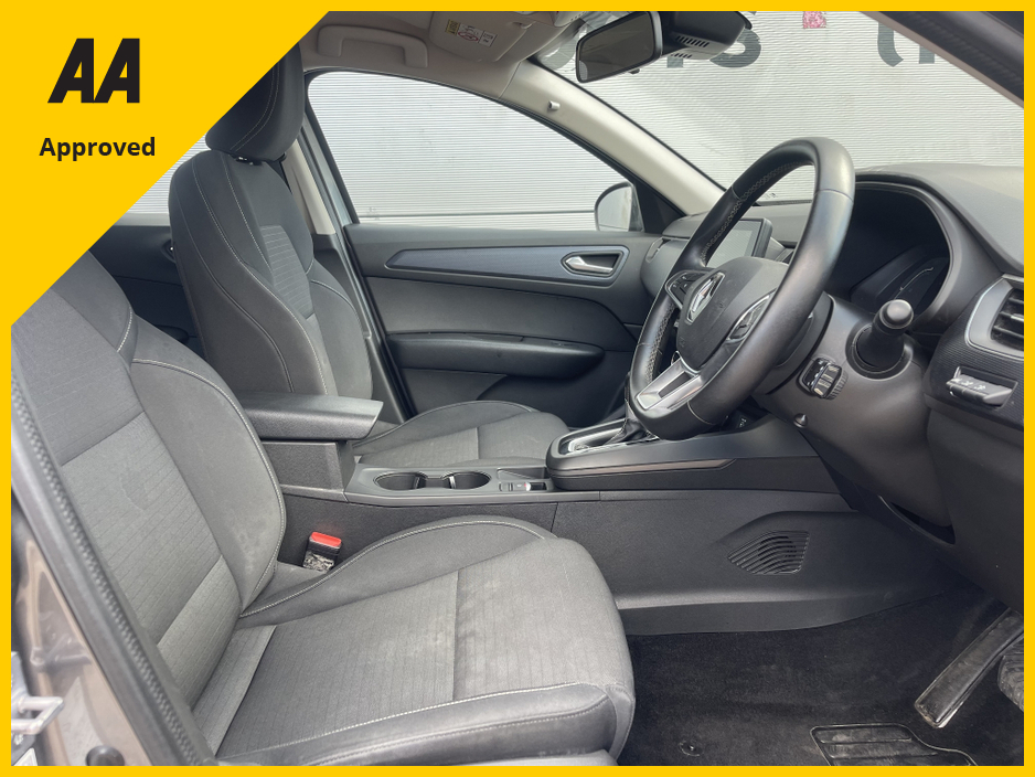 2022 Renault Arkana - image 7