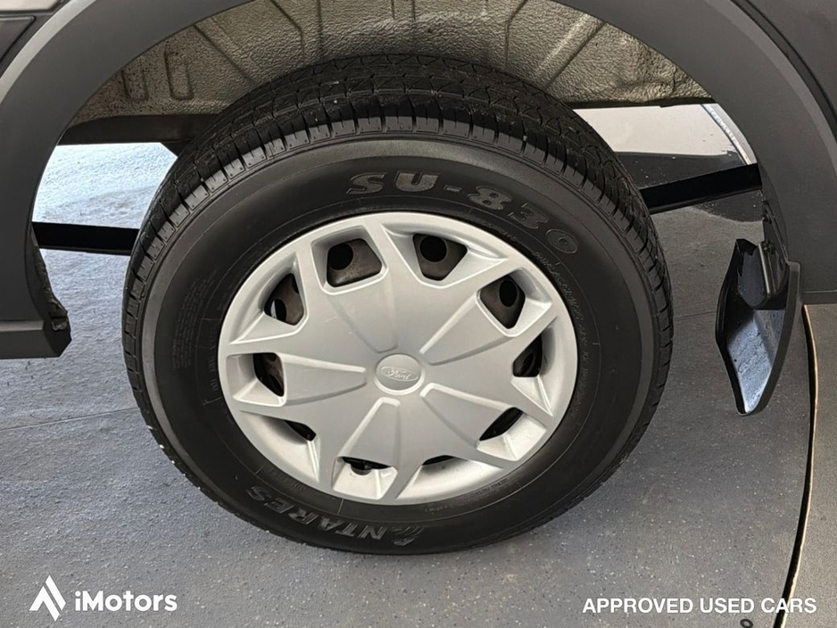 2019 Ford Transit - image 11