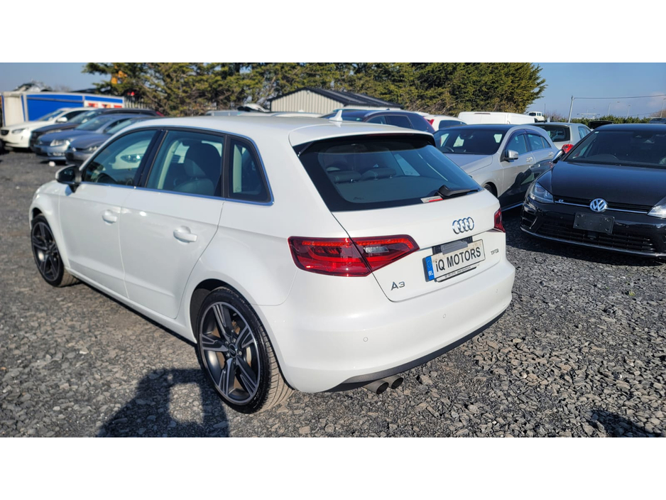 2015 Audi A3 - image 4