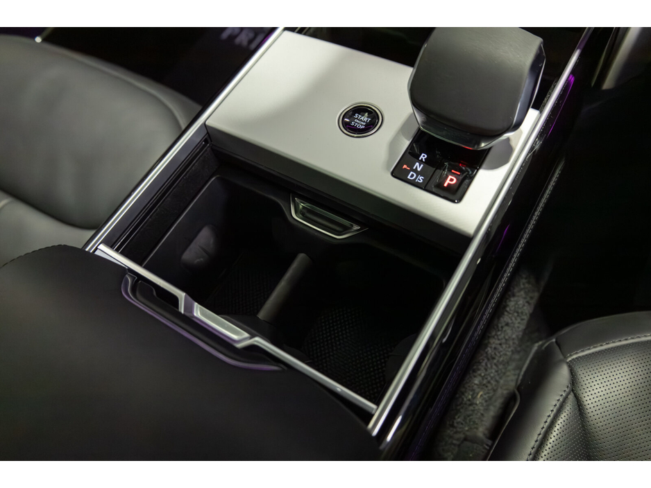 2024 Land Rover Range Rover - image 28