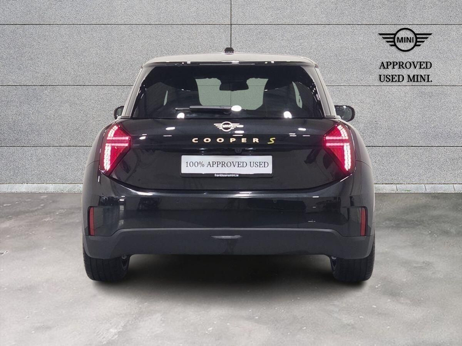 2026 MINI Hatch - image 12