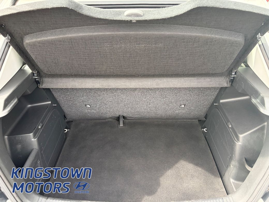 2016 Skoda Fabia - image 15