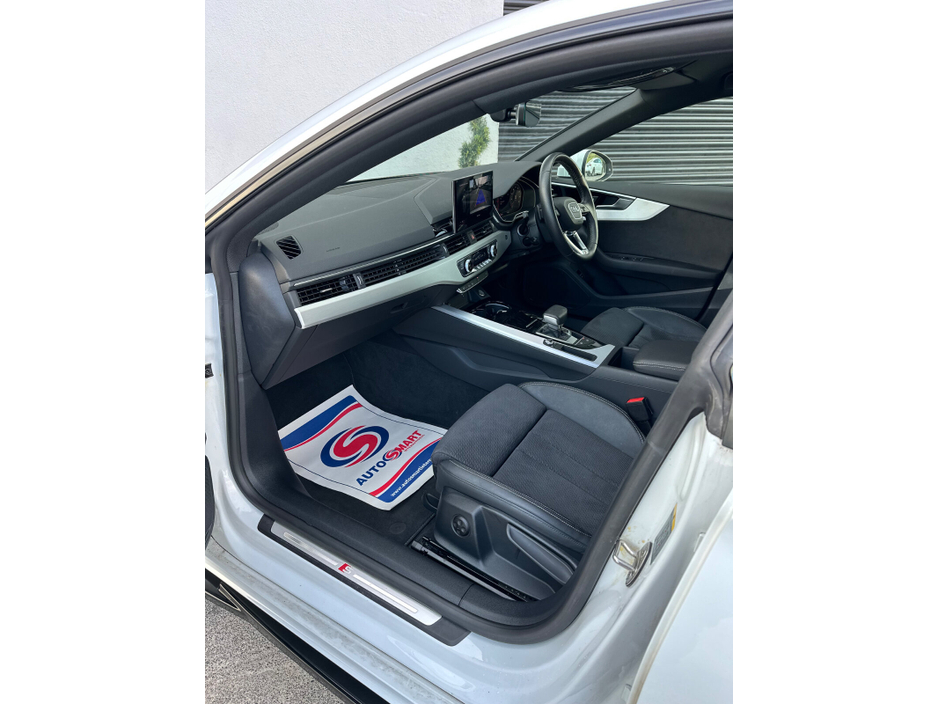 2022 Audi A5 - image 22