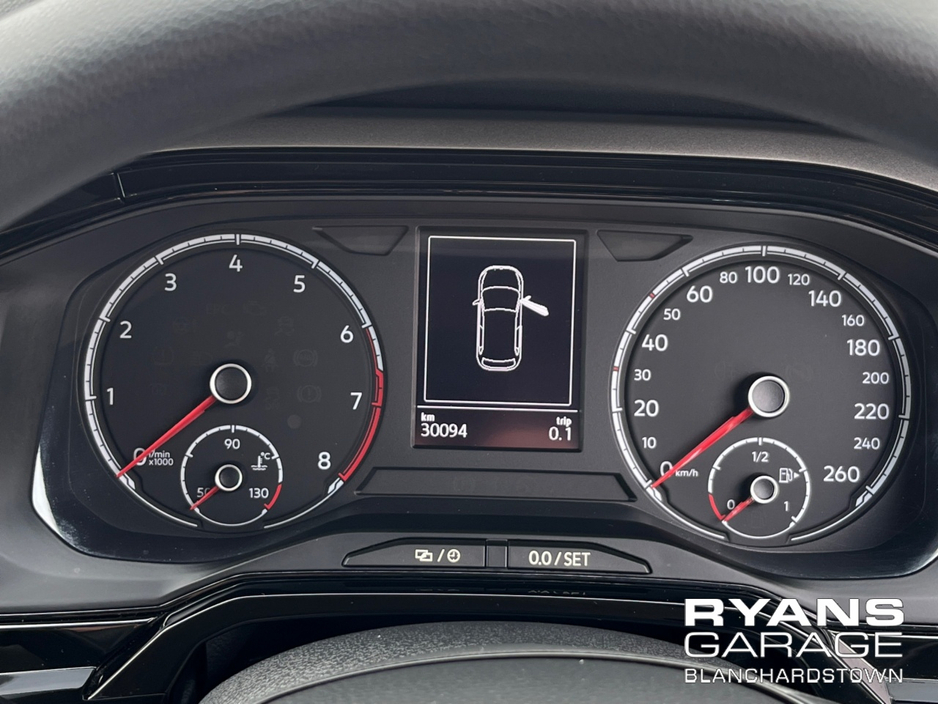 2018 Volkswagen Polo - image 17