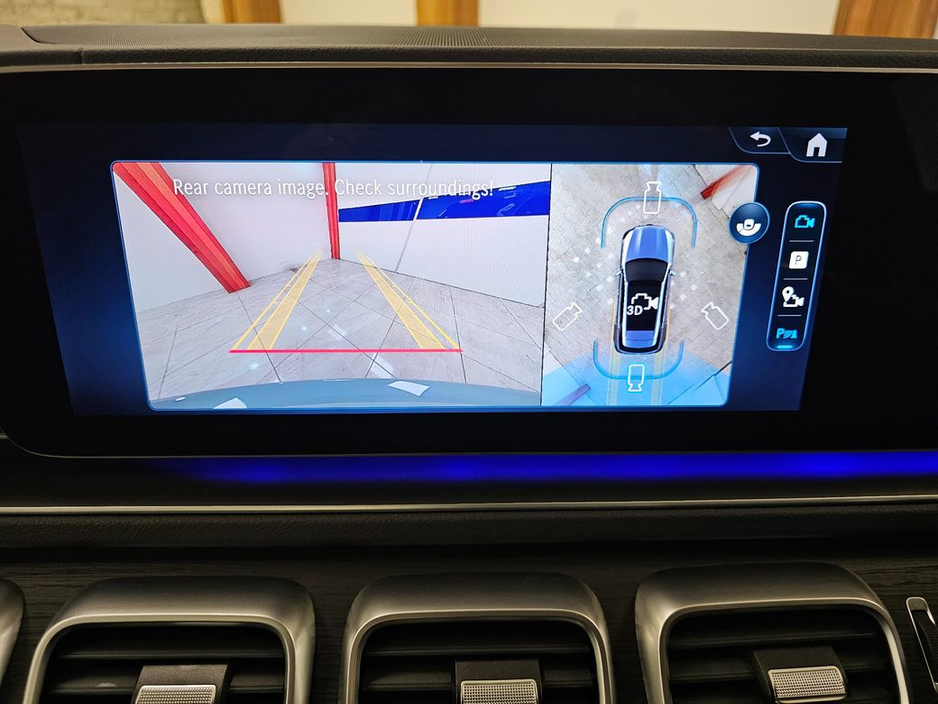 2025 Mercedes-Benz GLE Class - image 17