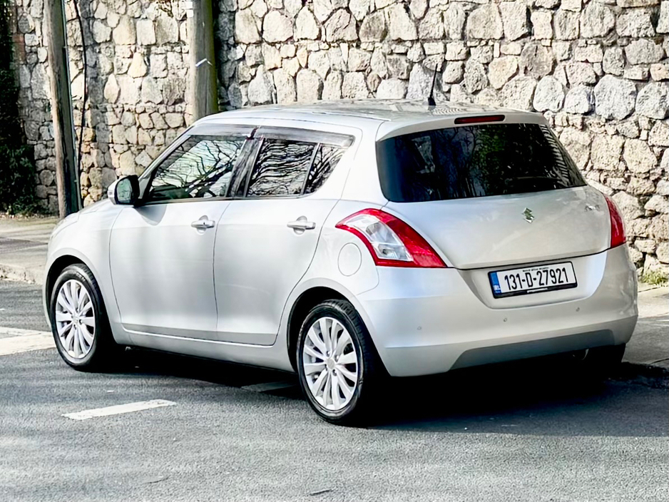 2013 Suzuki Swift - image 6
