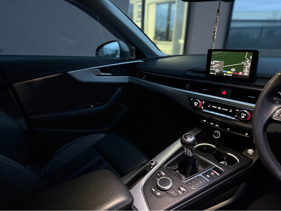 2018 Audi A4 - image 4