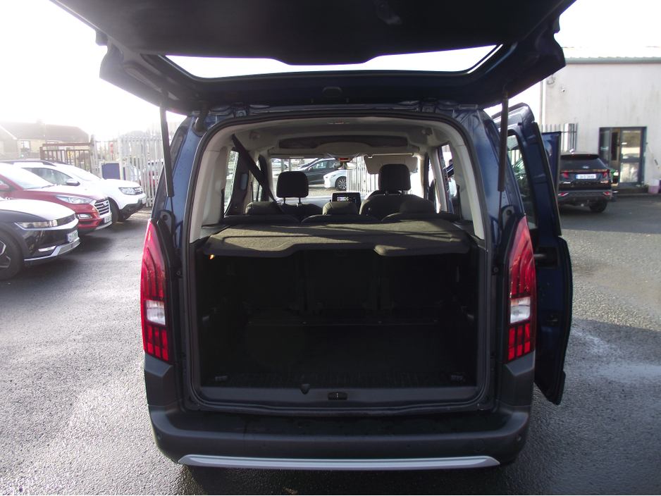 2019 Peugeot Rifter ALLURE 1.5 HDI 100PS 5DR MPV €17,950