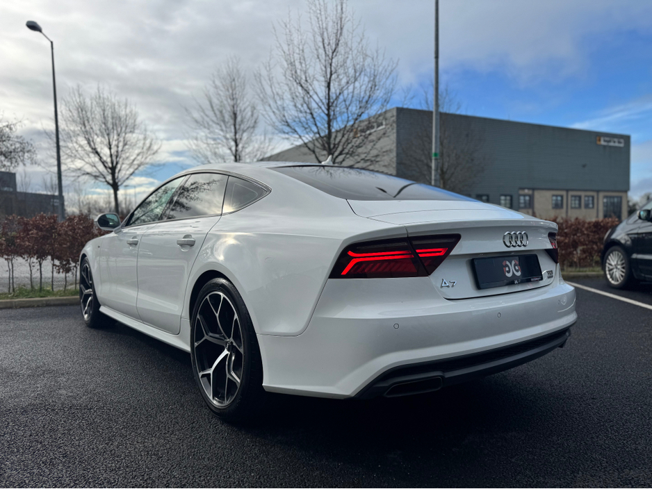 2017 Audi A7 - image 3