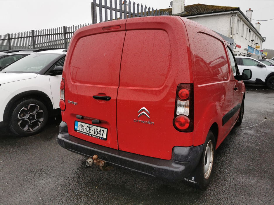 2018 Citroen Berlingo - image 2