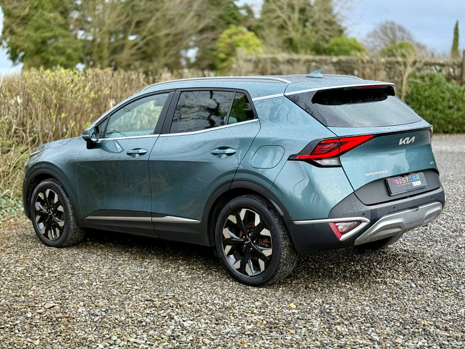 2022 Kia Sportage - image 11