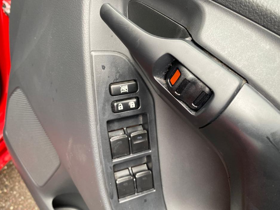 2014 Toyota Verso - image 18