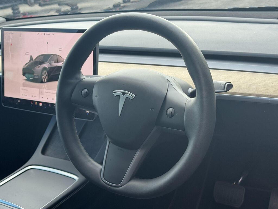 2023 Tesla Model Y Y LONG RANGE AWD €33,950