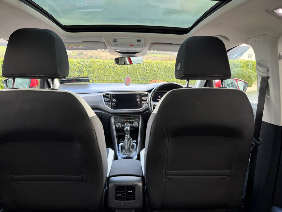 2021 Volkswagen T-Roc 2.0 TDI 150bhp Sport €25,950