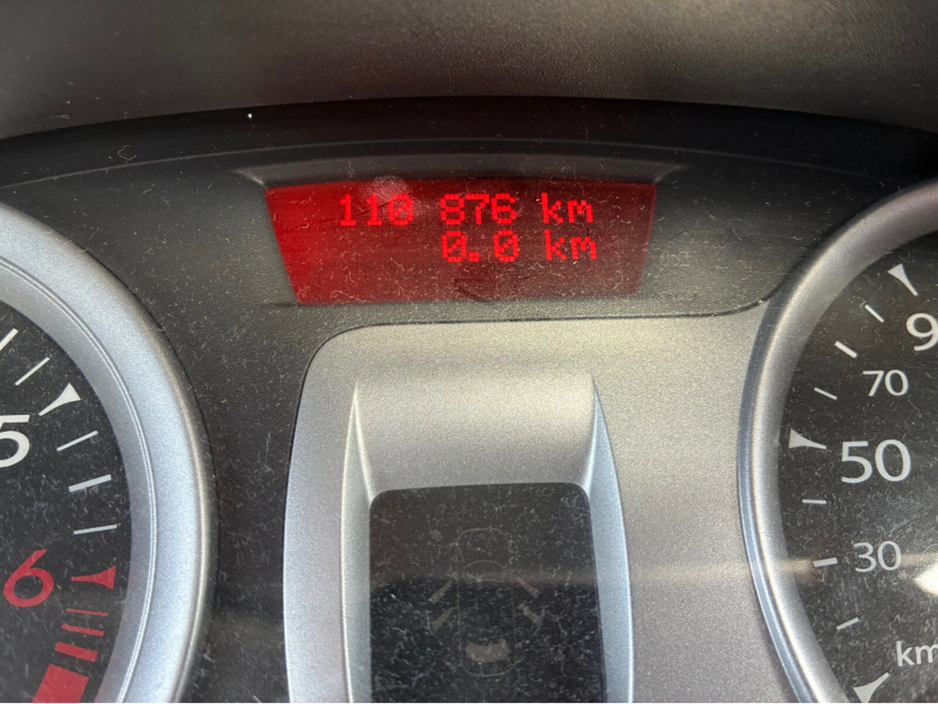 2010 Renault Clio 1.2 petrol 5 door €2,950