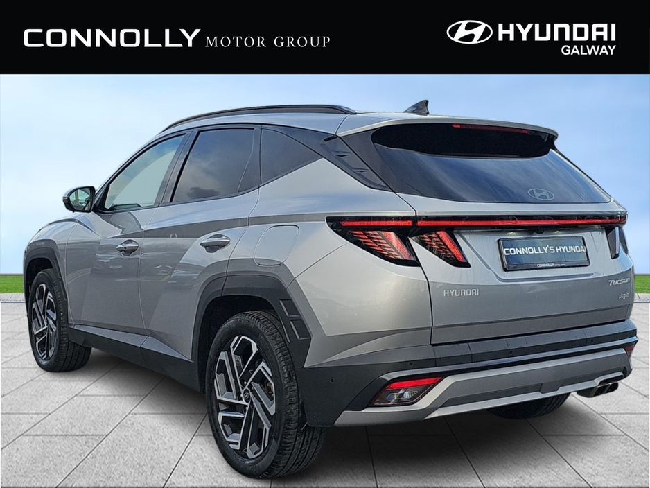 2025 Hyundai Tucson - image 2