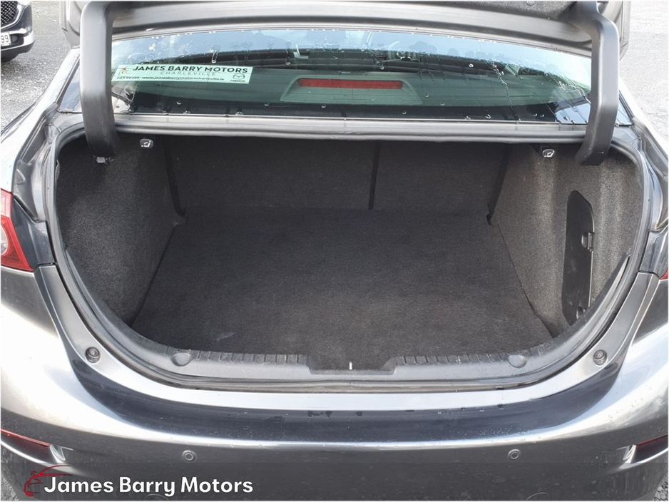 2017 Mazda Mazda3 1.5D 4DR (105ps) EXECUTIVE SE €10,950