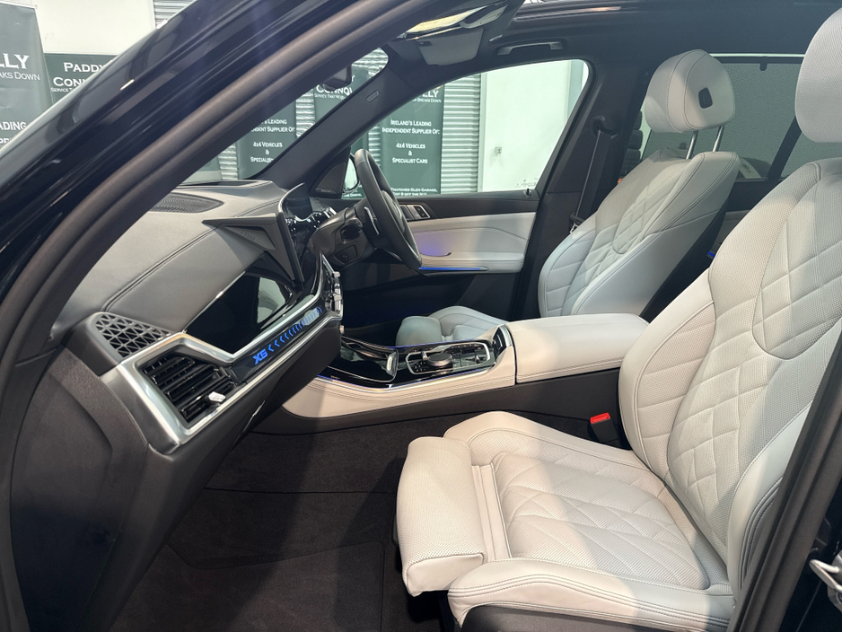 2026 BMW X5 - image 17