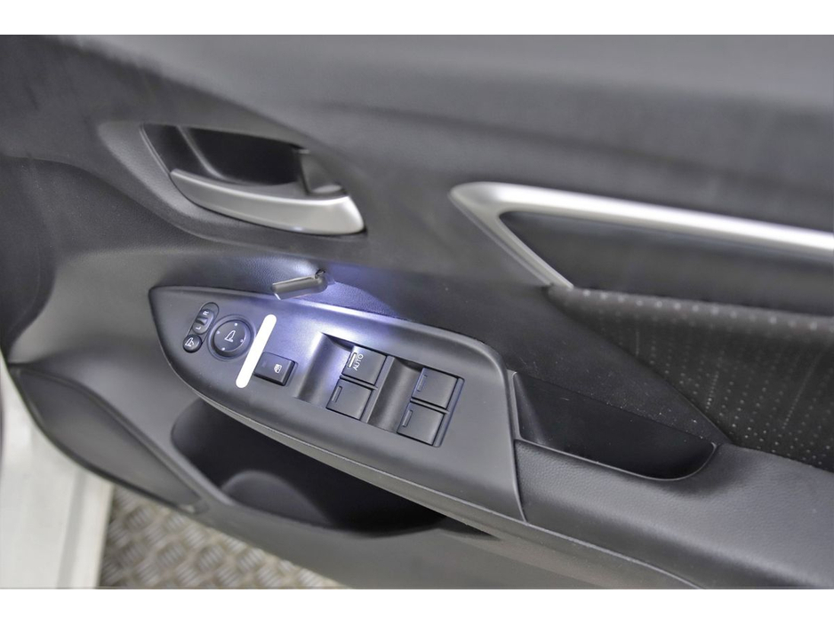 2016 Honda Fit 1.5 I-VTEC HYBRID AUTO *ANDROID*CARPLAY*15"ALLOY WHEELS* €11,890