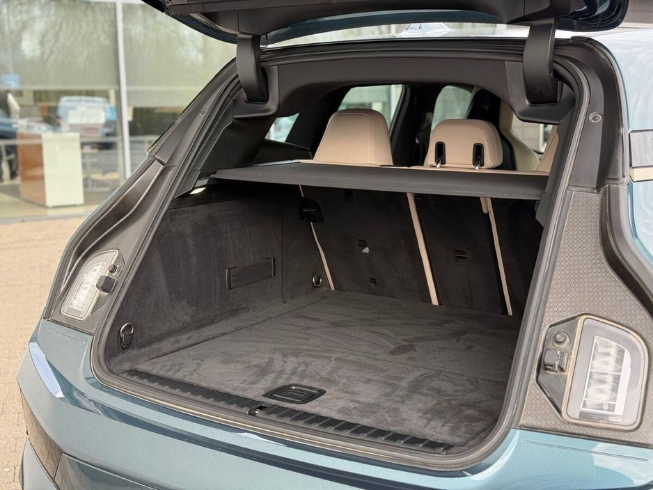 2022 BMW iX - image 13