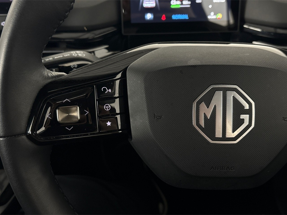 2023 MG 4 LR - EXCITE 64KWH**BLACK CLOTH SEATS**DRIVE MODES**ELECTRIC HANDBRAKE**MULTIFUNCTIONAL STEERING WHEEL**AIR CONDITIONING**TOUCH SCREEN MEDIA**APPLE CAR PLAY**CRUISE CONTROL**PARKING SENSORS** €20,995