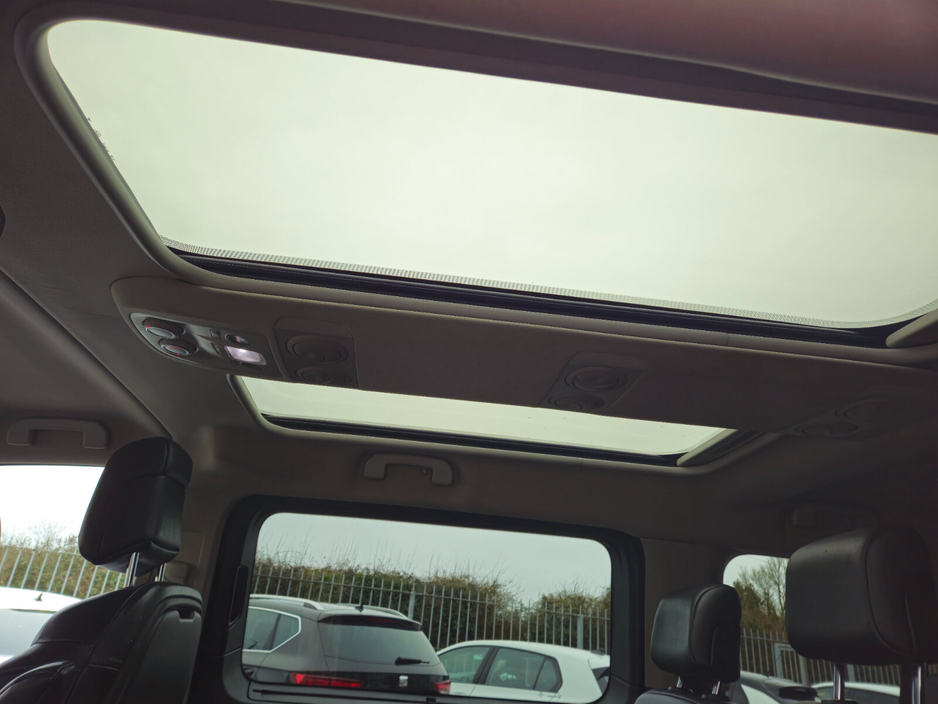 2019 Peugeot Expert  €29,950