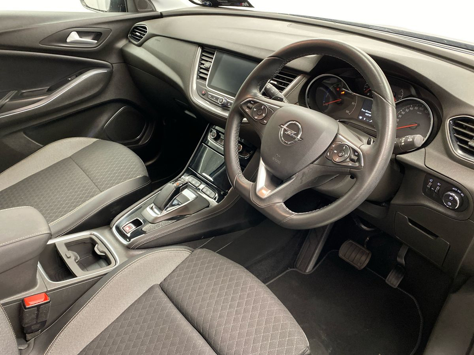 2021 Opel Grandland X 1.6 Petrol/Electric FWD 225 PS PHEV SRI €19,995