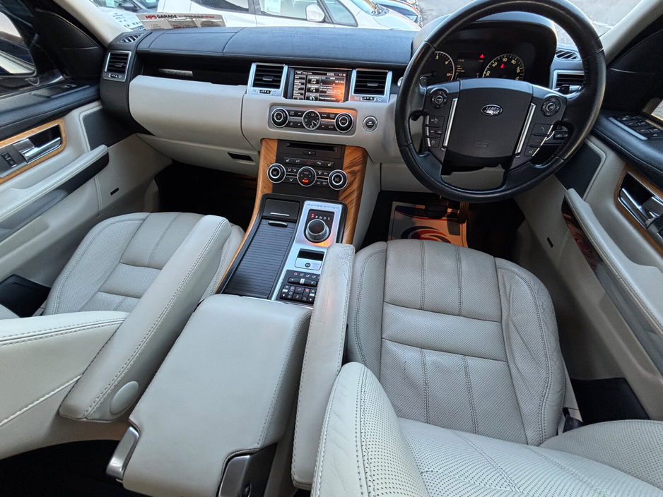 2013 Land Rover Range Rover Sport - image 22