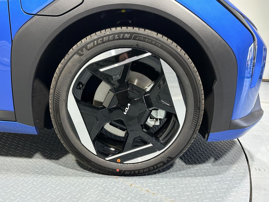 2026 Kia EV4 0% Finance Earth 3 €48,480