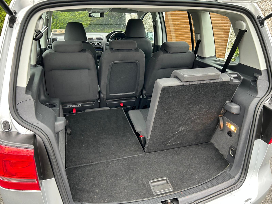 2014 Volkswagen Touran TRENDLINE BLUEMOTION 1.6 TDI 7SEATS 105 5DR €7,950