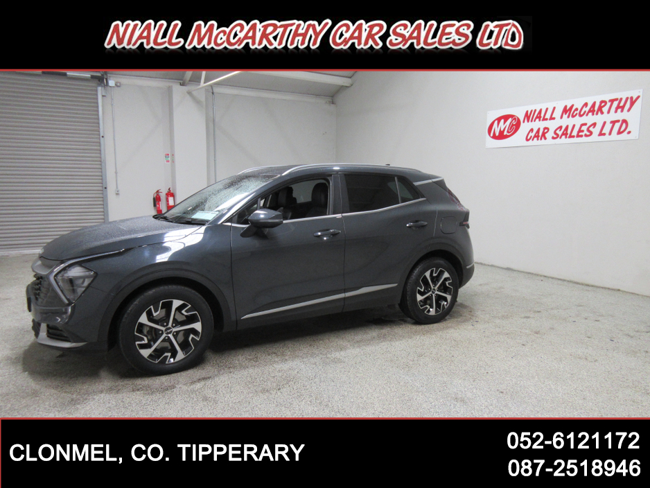 2023 Kia Sportage - image 3