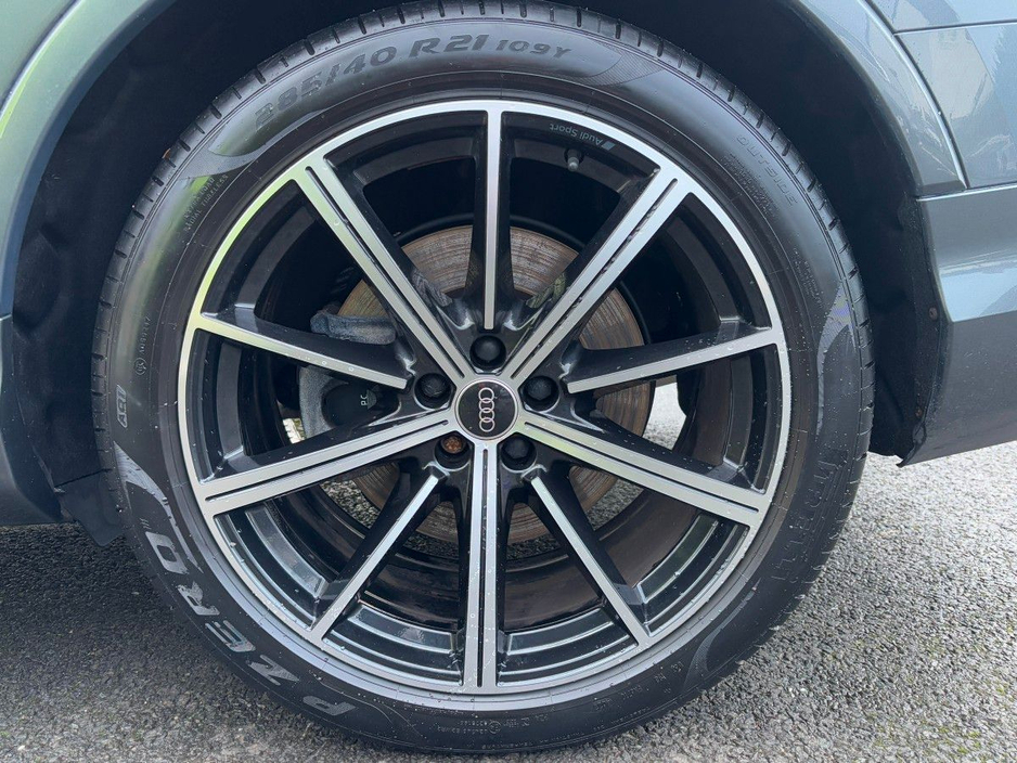 2022 Audi Q7 55 TFSIe S-LINE PHEV FACTORY ELECTRIC TOW BAR €59,995