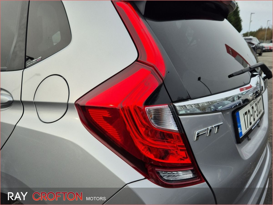 2017 Honda Fit FIT DAA-GP5 HYBRID 5DR AUTO