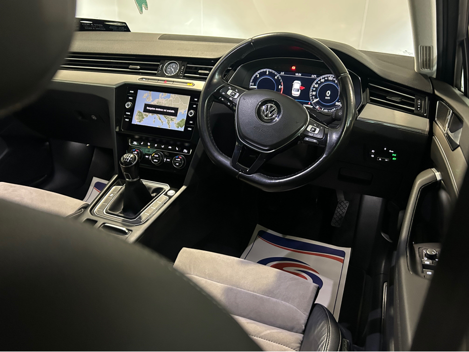 2018 Volkswagen Passat HIGHLINE R Line 1.6 TDI MANUAL 6SPEED FWD 120HP 4DR €18,950