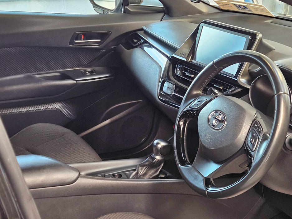 2018 Toyota C-HR - image 15