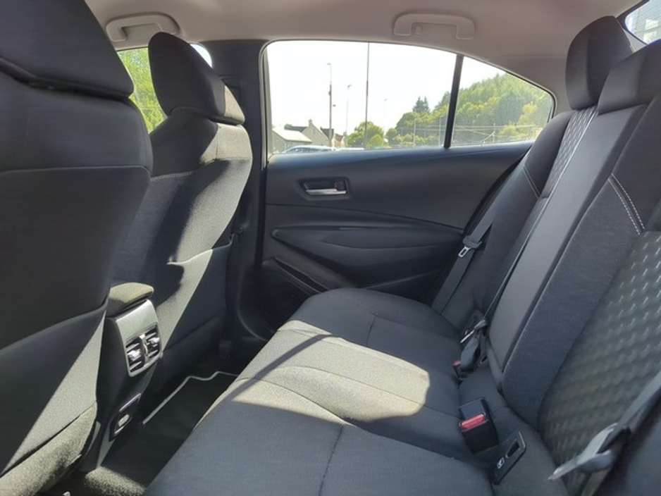 2023 Toyota Corolla - image 7