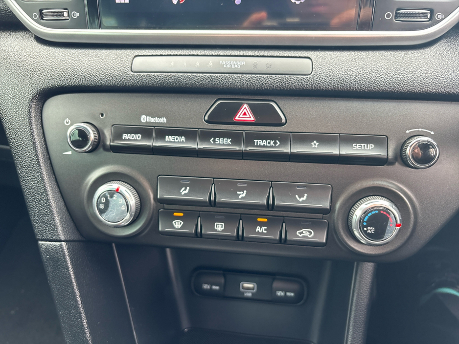 2021 Kia Sportage - image 14
