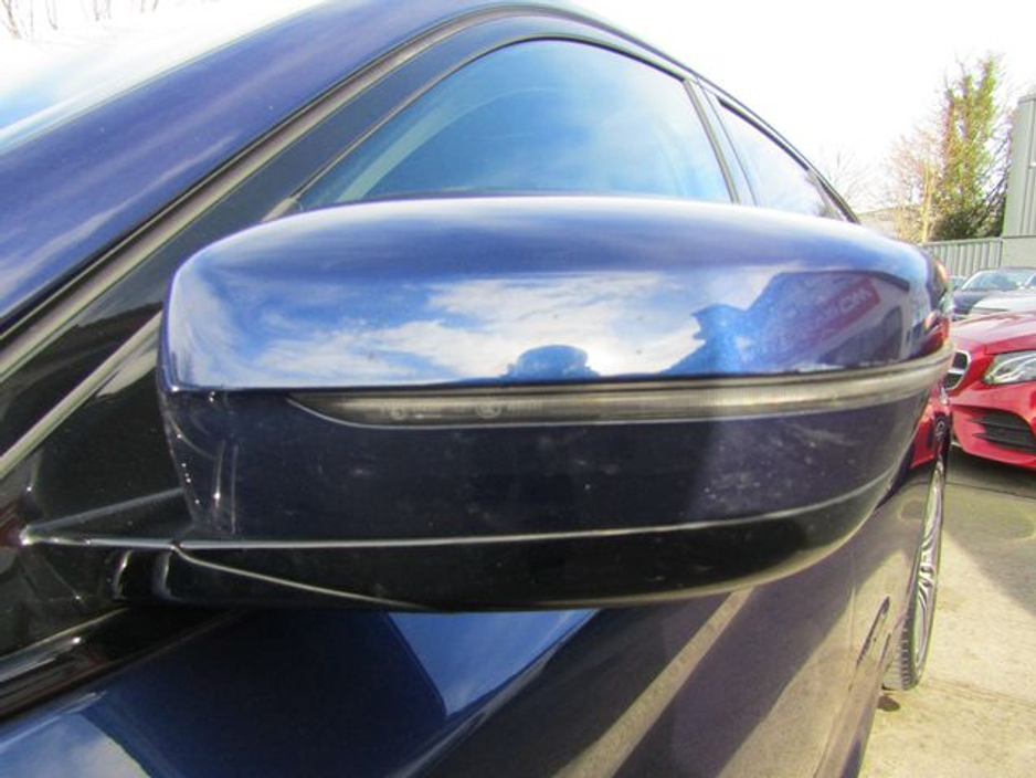 2018 BMW 5 Series - image 45