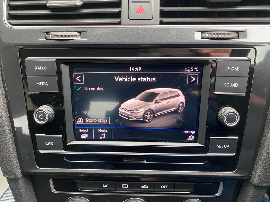 2019 Volkswagen Golf - image 18