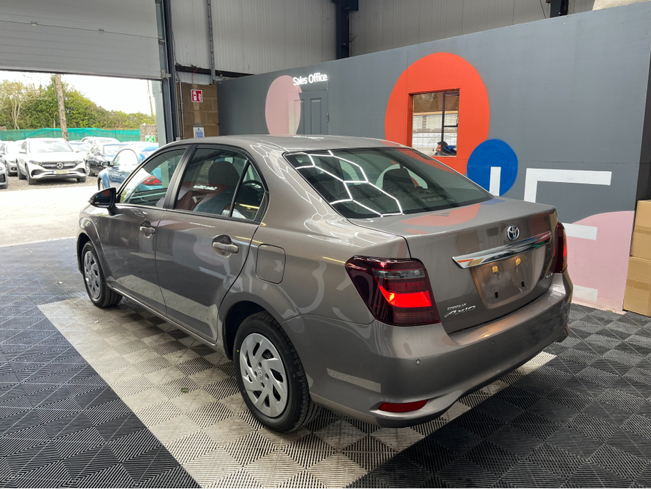 2025 Toyota Corolla - image 3