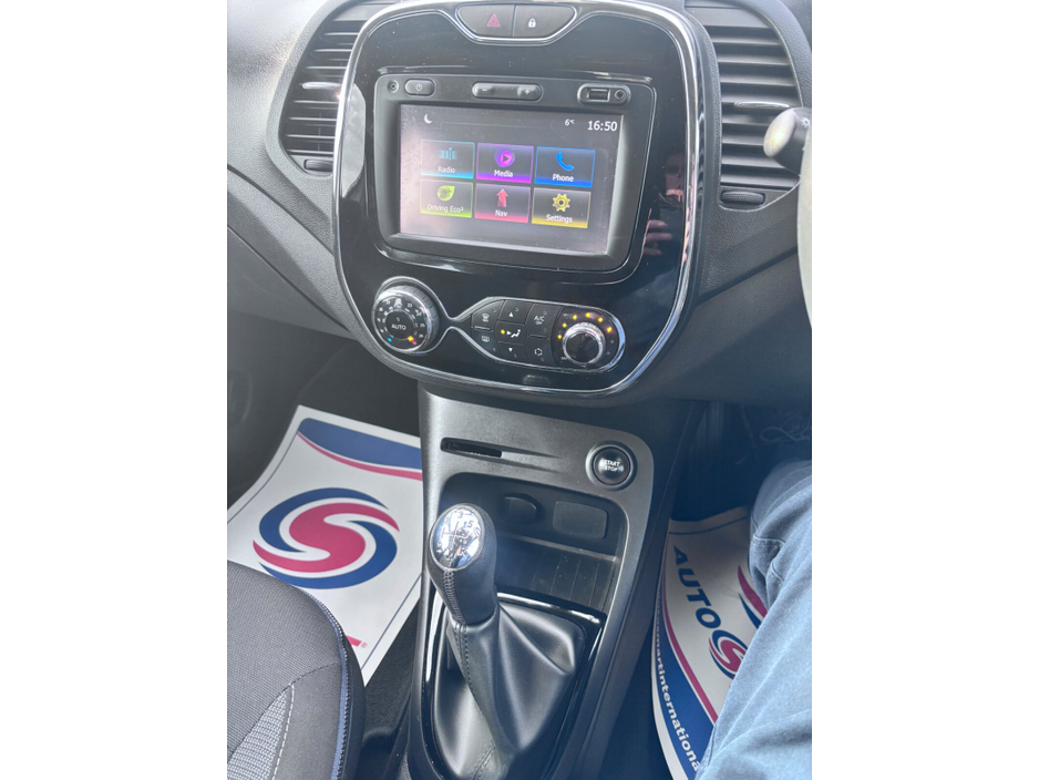 2017 Renault Captur - image 10