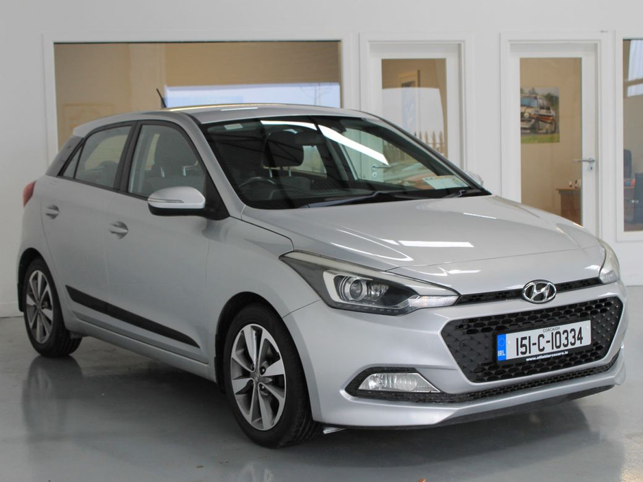 2015 Hyundai i20 - image 3