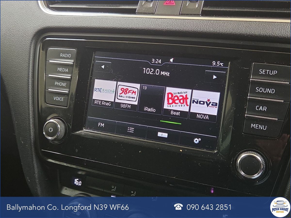 2016 Skoda Octavia - image 17