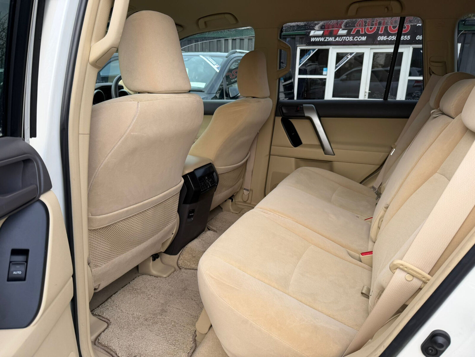 2017 Toyota Landcruiser 