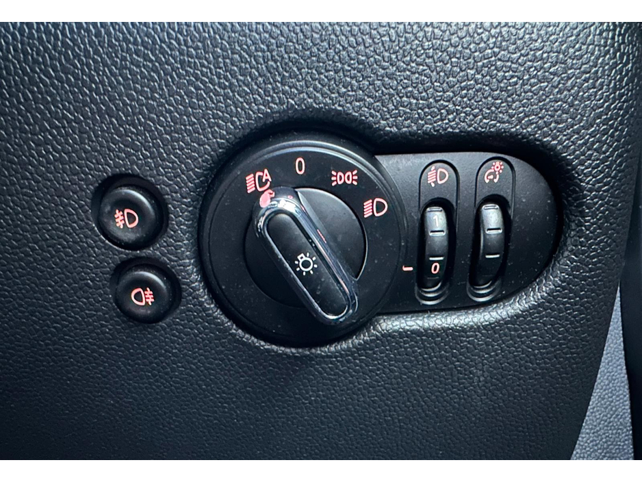 2020 MINI Cooper 1.5 SPORT SPT5 136BHP SERVICE HISTORY €17,750