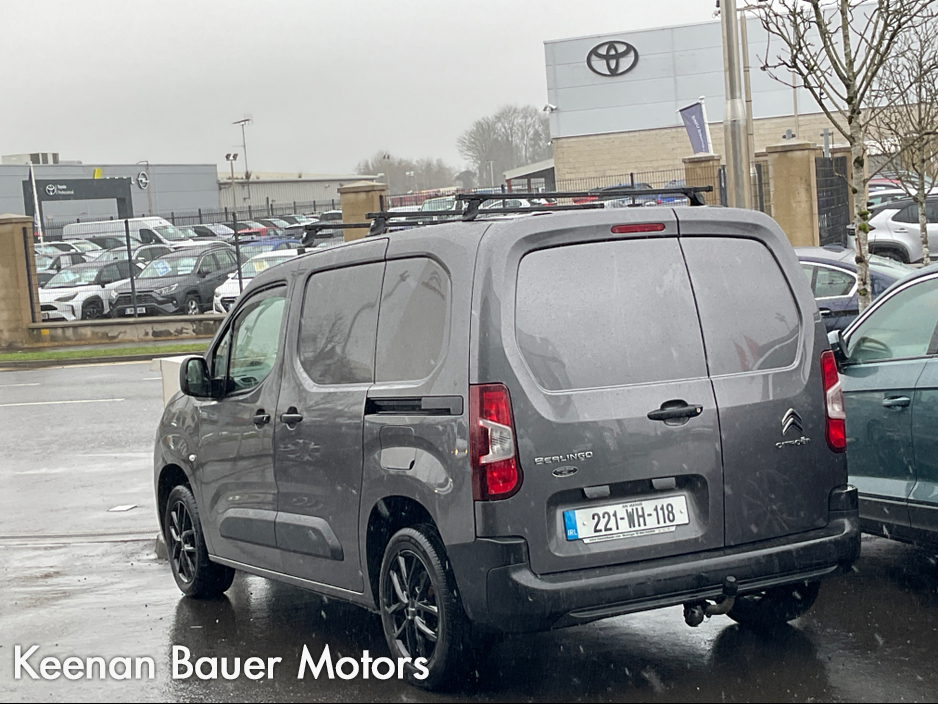 2022 Citroen Berlingo - image 17