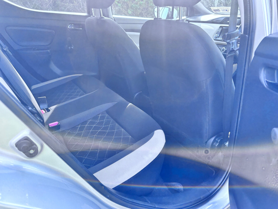 2018 Nissan Micra - image 6